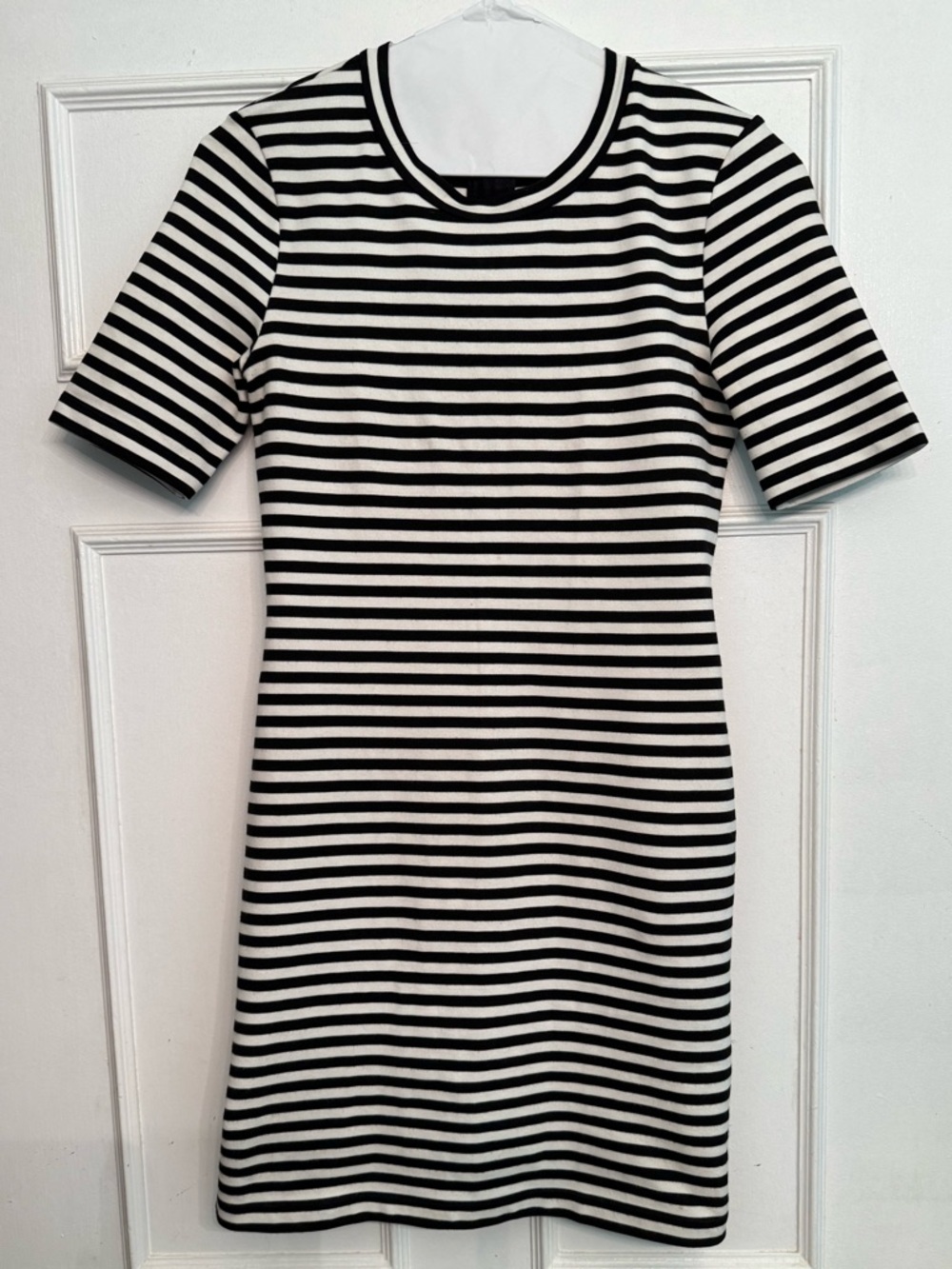 Sunday Best Aritzia Miller Striped Black White Exposed Zippered Dress size 10